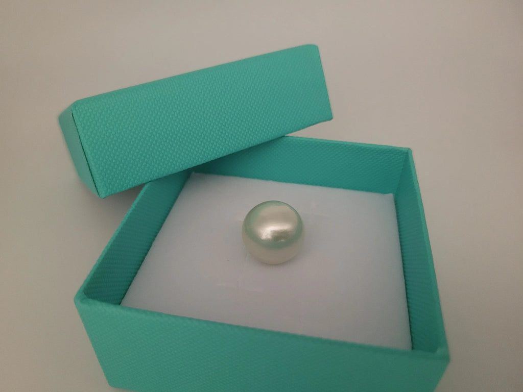 South Sea Pearl 16 mm of High Luster, Natural Color, Round Shape | The South Sea Pearl |  The South Sea Pearl