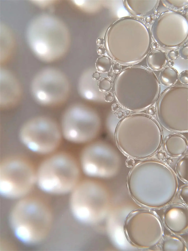 Tahitian Pearls vs. Freshwater Pearls: Understanding the Differences