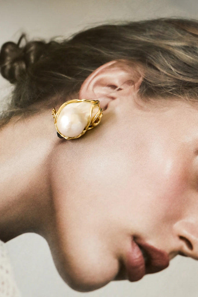 Dazzling Tahitian Pearl Earrings with Luxurious Gold Accents