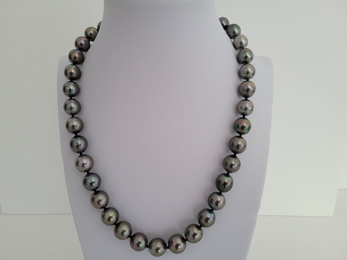 Black Pearl Necklace - Tahitian Pearl Necklaces |  The South Sea Pearl