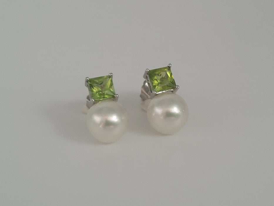 South Sea Pearls, Precious Stones Peridot, 18K White Gold |  The South Sea Pearl |  The South Sea Pearl