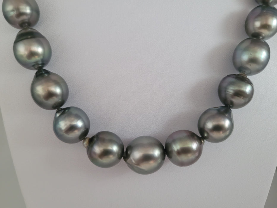 Tahiti Pearl necklace 12-14 mm Dark Grey Color and High Luster |  The South Sea Pearl |  The South Sea Pearl