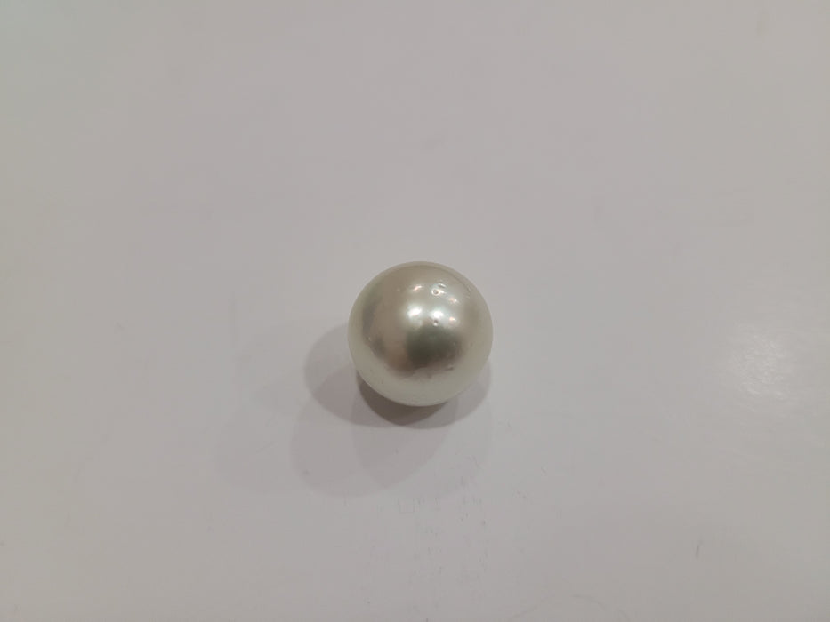 Golden South Sea Pearl 15 mm Round High Luster