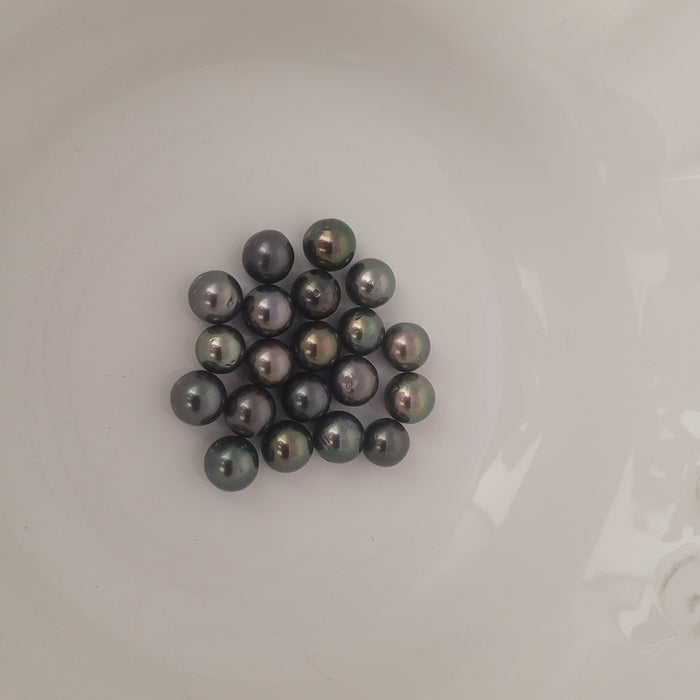 Tahiti Loose Pearls 8 mm dark multi-color very high luster wholesale Lot