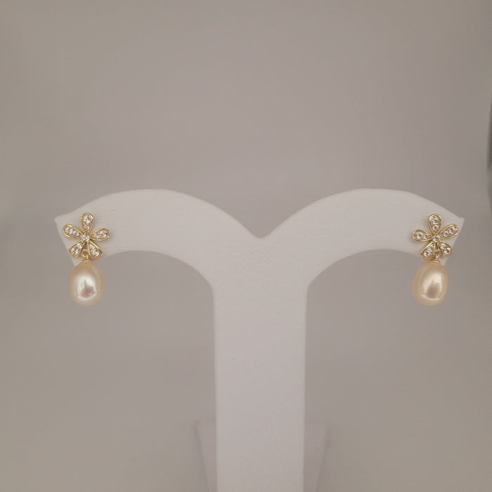Cultured Pearls AAA Ttear-Drop 8-8.5 mm Silver 925