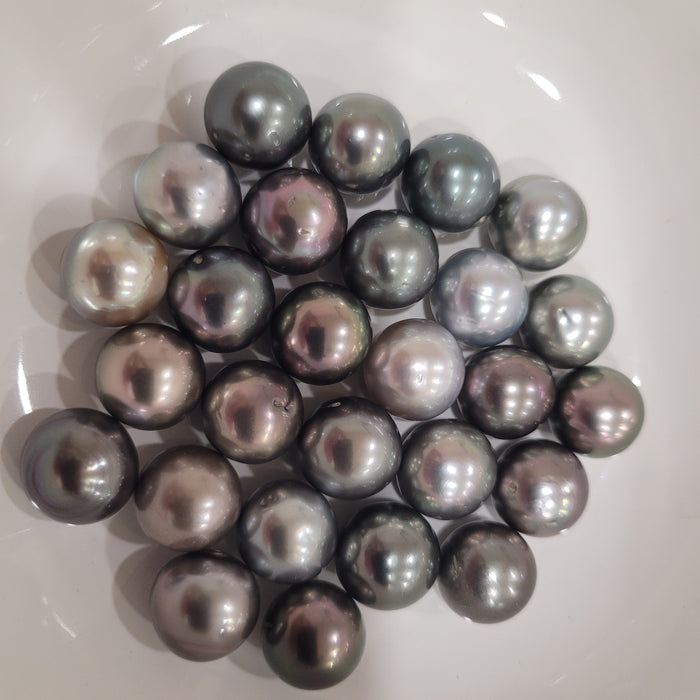 Tahiti Pearls 10-11 mm Natural Colors and Very High Luster