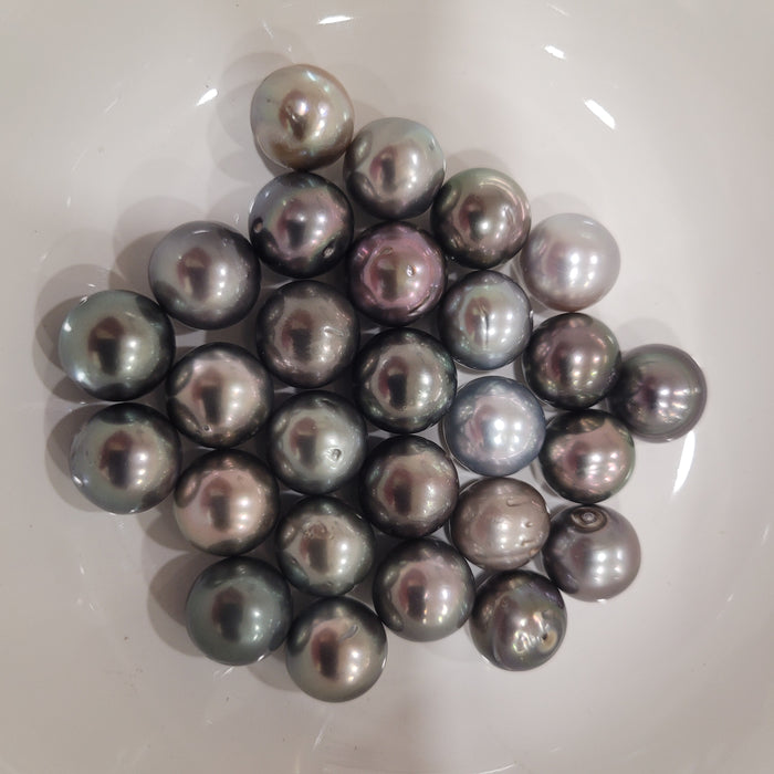 Tahiti Pearls 10-11 mm Natural Colors and Very High Luster