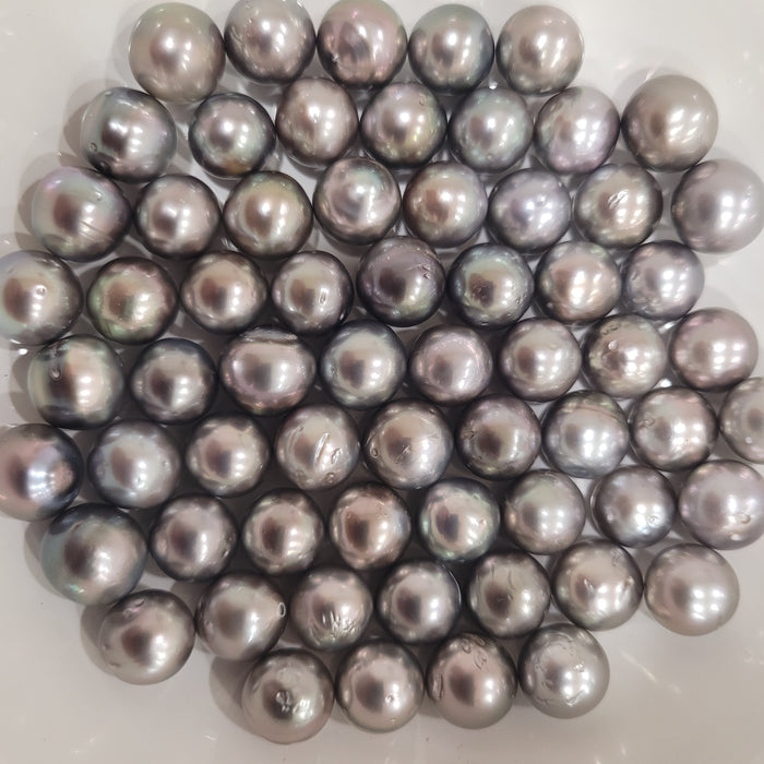 Tahiti Pearls 9-10 mm Silver Color Very High Luster