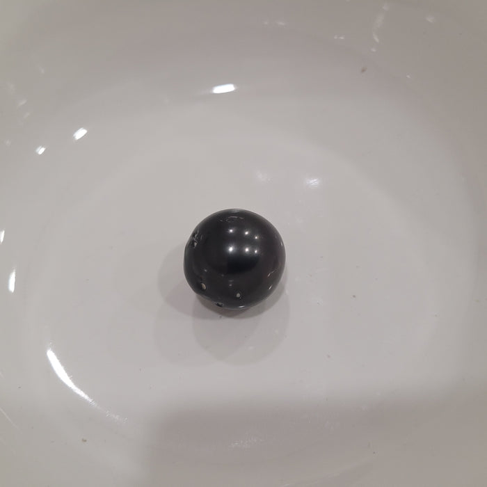 Tahiti Pearl 17,30 mm Dark Color Semiround High Luster