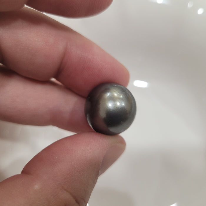 Tahiti Pearl 16,50 mm Drop Shape, Dark Color, High Luster