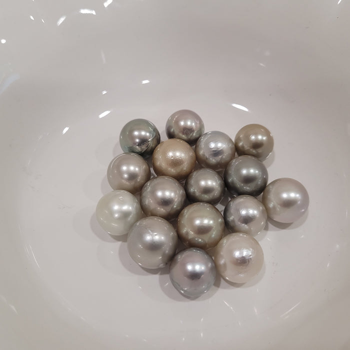Loose Tahitian Pearls — Singles & Wholesale Lots