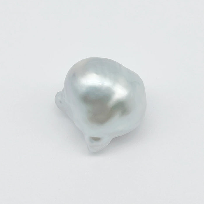 South Sea Pearl large 18.3 mm Baroque Shape Grade 1 (Pinctada maxima) — The South Sea Pearl