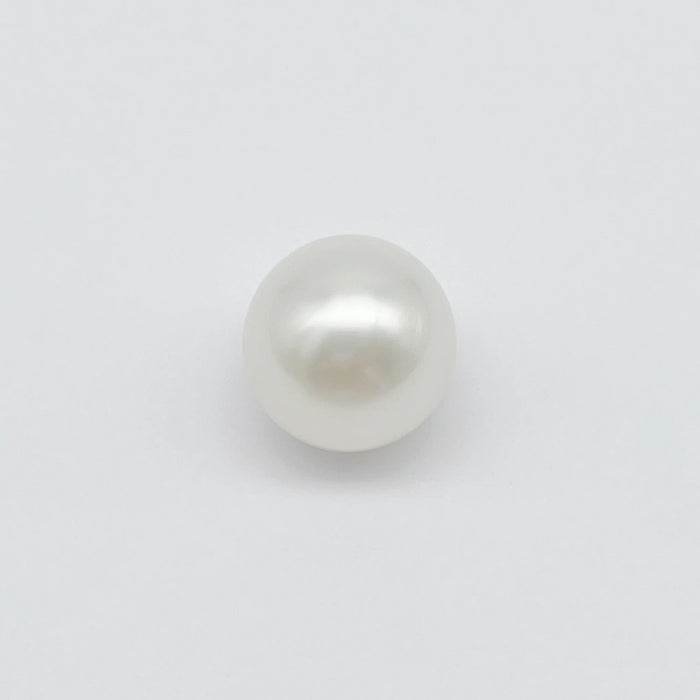 White South Sea Pearl 12 mm Grade 1 Semi-Round