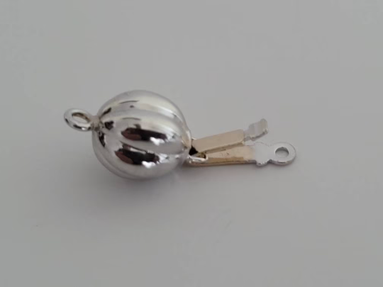 White South Sea Pearls 11-13 mm Very High Luster 18K Gold Clasp