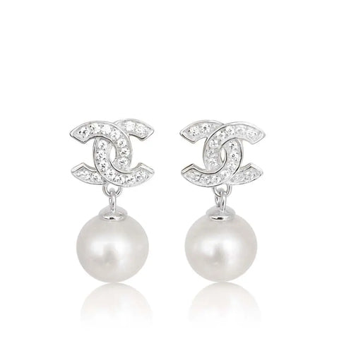 Akoya cultured pearl earrings 8-8.5mm round in .925 sterling silver (Pinctada fucata) — The South Sea Pearl