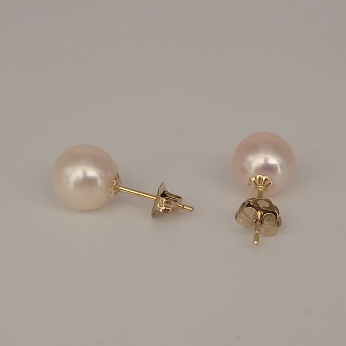 Akoya Pearl Stud Earrings 7.5-8 mm AAA, 18K Gold