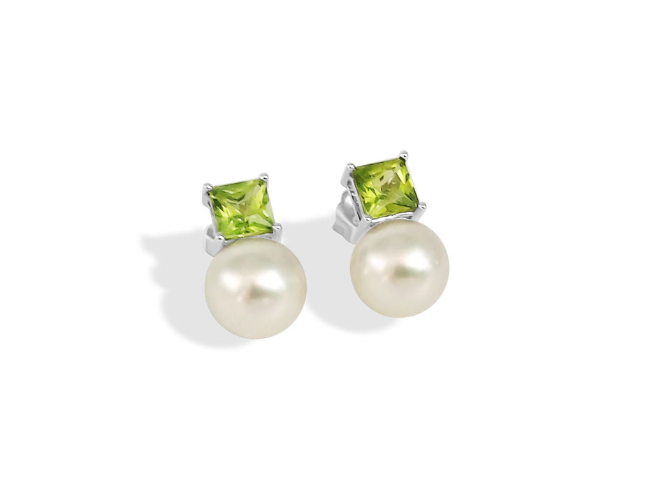 Akoya Cultured Pearls, Precious Stones Peridot, 18K White Gold