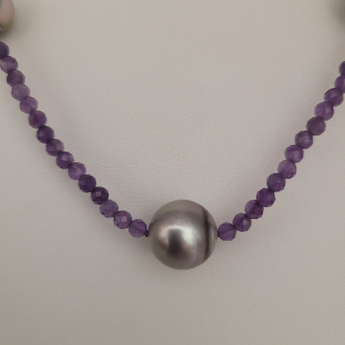 Tahiti Pearls Necklace & Amethyst Precious Stones, 18K Gold