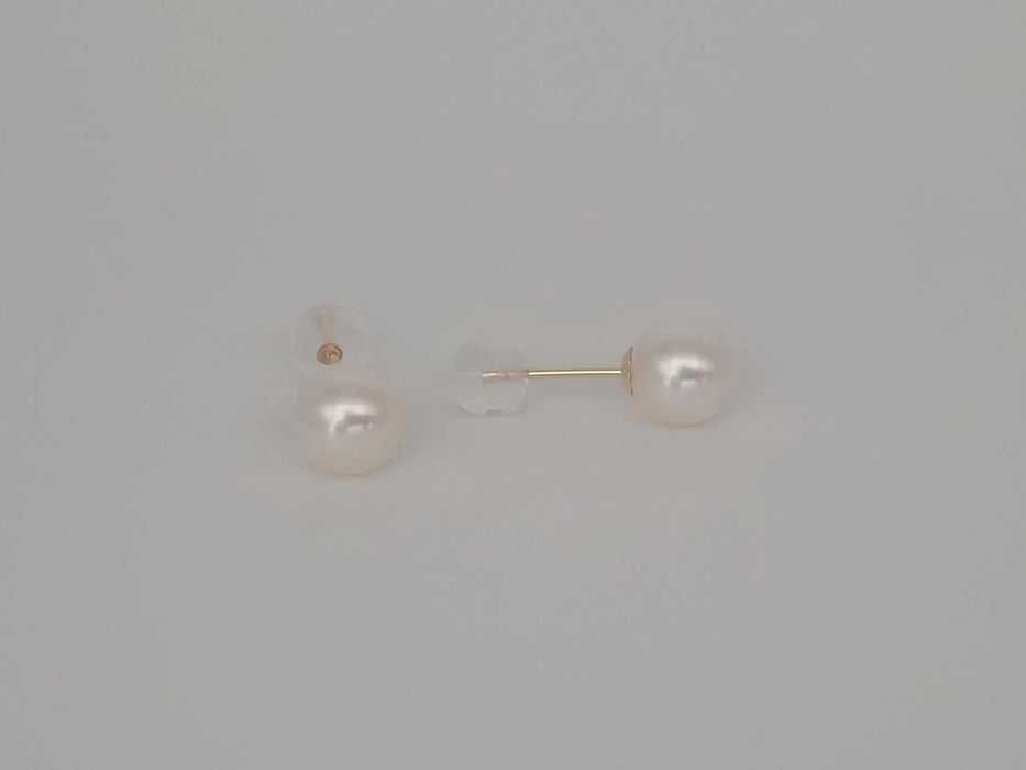 Cultured Pearl 7.5-8  mm AAA 18K Gold Stud Earrigns | The South Sea Pearl |  The South Sea Pearl