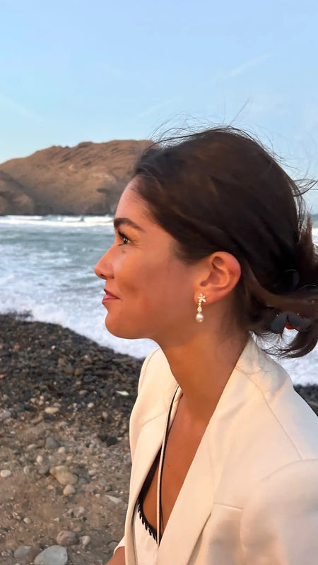 Cultured Pearl Earrings 8 mm Tear-Drop Natural Color in Silver 925 | The South Sea Pearl |  The South Sea Pearl