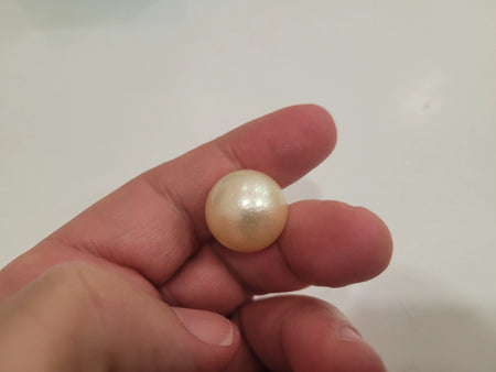 Golden South Sea Pearl 17.50 mm Round | The South Sea Pearl |  The South Sea Pearl
