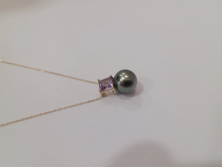 Pendant Necklace Tahiti Pearl 9 mm AAA, Precious Stone, 18K Solid Gold | The South Sea Pearl |  The South Sea Pearl