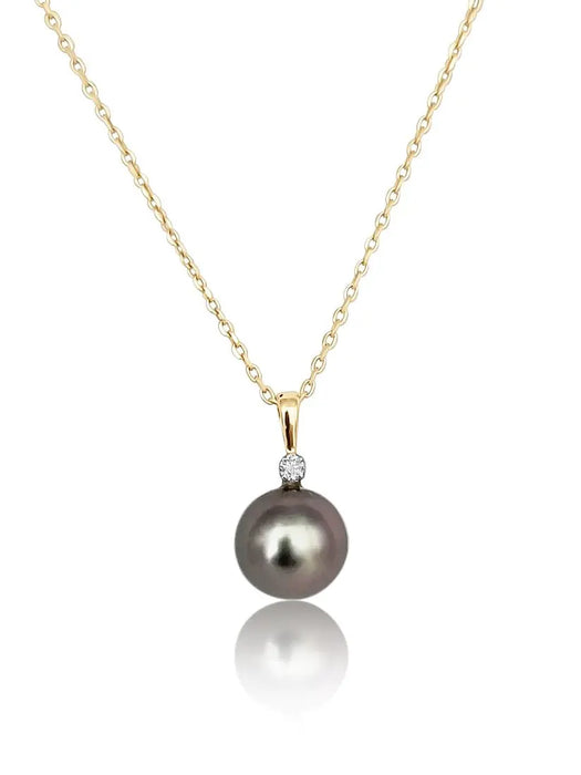 Pendant Necklace of a Tahiti Pearl 9-10 mm AAA, Diamond and 18K Solid Yellow Gold | The South Sea Pearl |  The South Sea Pearl
