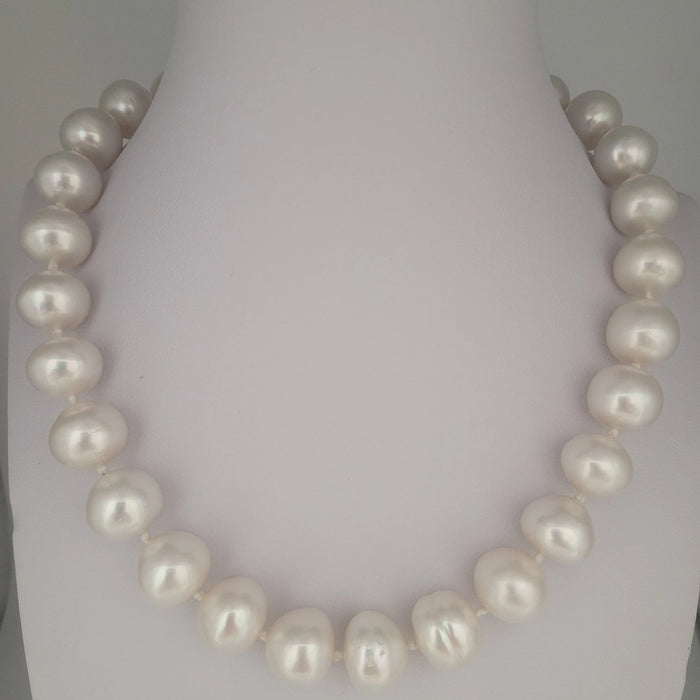 South Sea Pearls Necklace 13-14 mm Very High Luster 18K Gold Clasp | The South Sea Pearl |  The South Sea Pearl