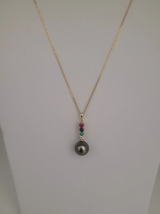 Tahiti Pear 9 mml Pendant 18K Gold, Precious Stones, Diamond | The South Sea Pearl |  The South Sea Pearl