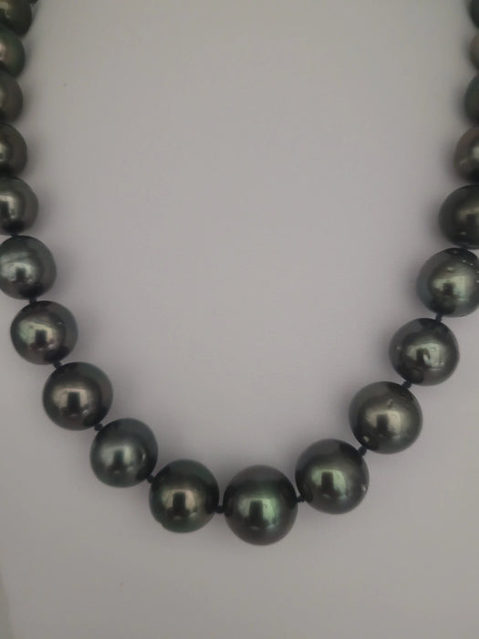 Tahiti Pearl Necklace 12-14 mm Dark Natural Color and High Luster 18K Gold Clasp | The South Sea Pearl |  The South Sea Pearl