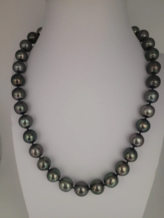 Tahiti Pearls Necklace 11-12 mm Dark Natural Color with Very High Luster, 18K Solid Gold Clasp | The South Sea Pearl |  The South Sea Pearl