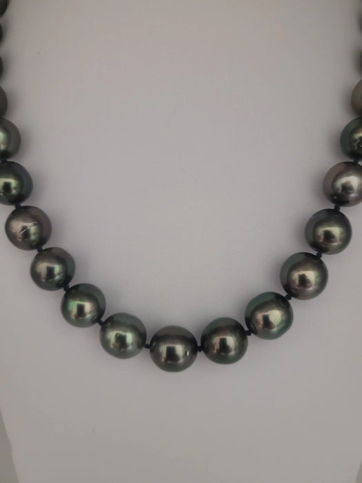 Tahiti Pearls Necklace 11-12 mm Dark Natural Color with Very High Luster, 18K Solid Gold Clasp | The South Sea Pearl |  The South Sea Pearl