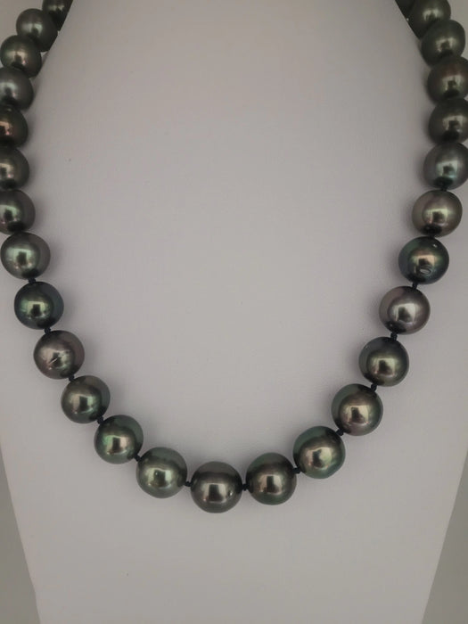Tahiti Pearls Necklace 11-12 mm Dark Natural Color with Very High Luster, 18K Solid Gold Clasp | The South Sea Pearl |  The South Sea Pearl