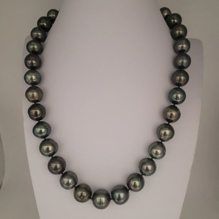 Tahiti Pearls Necklace 12-13 mm Excellent Luster 18K Gold Clasp |  The South Sea Pearl |  The South Sea Pearl