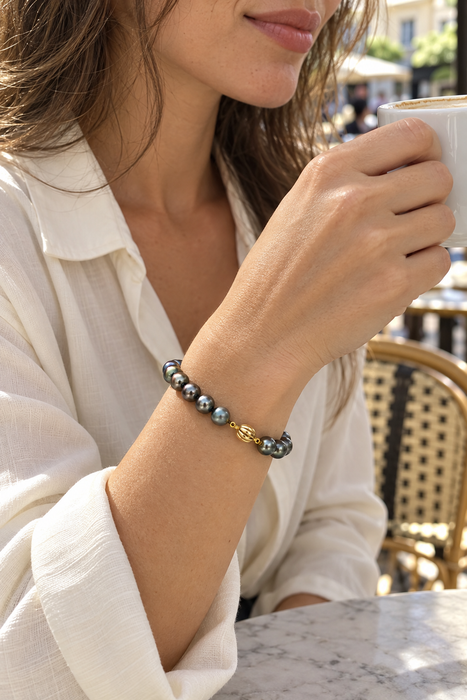 Tahiti Pearls Bracelet 8-9 mm Natural Color and Luster