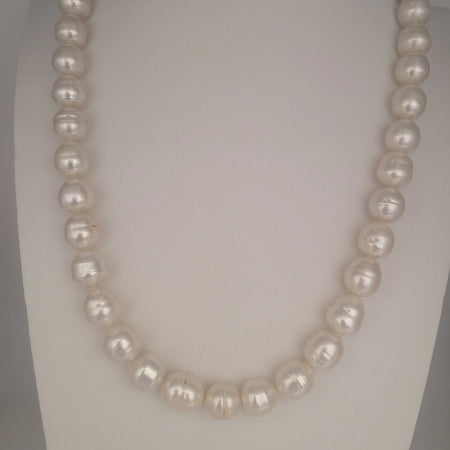 White South Sea Pearl 10-11  mm Baroque Shape 18K Gold Clasp | The South Sea Pearl |  The South Sea Pearl