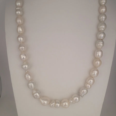 White South Sea Pearl 10-11  mm Baroque Shape 18K Gold Clasp | The South Sea Pearl |  The South Sea Pearl