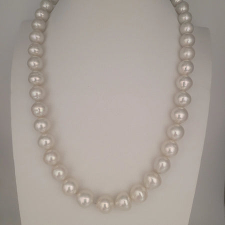 White South Sea Pearls 10-13 mm Very High Luster 18K Gold Clasp | The South Sea Pearl |  The South Sea Pearl