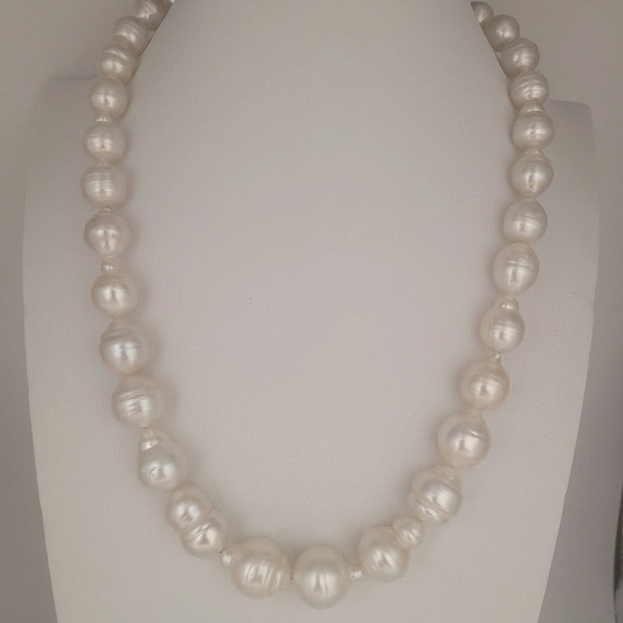 White South Sea Pearls 10-15 mm Baroque Shape 18K Gol Clasp | The South Sea Pearl |  The South Sea Pearl