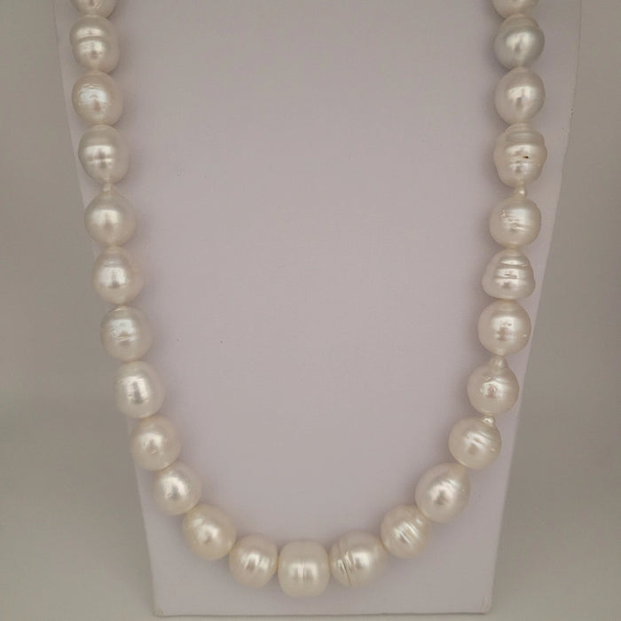 White South Sea Pearls 11-13 mm Very High Luster 18K Gold Clasp | The South Sea Pearl |  The South Sea Pearl