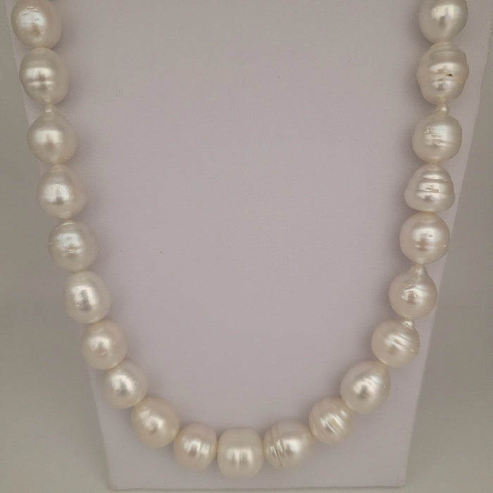 White South Sea Pearls 11-13 mm Very High Luster 18K Gold Clasp | The South Sea Pearl |  The South Sea Pearl