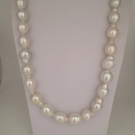 White South Sea Pearls Baroque Shape 11-13 mm 18K Gold Clasp | The South Sea Pearl |  The South Sea Pearl