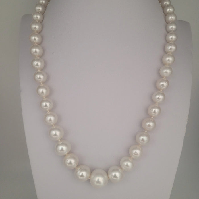 White South Sea Pearls Near-Round High Luster 18K Gold Clasp | The South Sea Pearl |  The South Sea Pearl