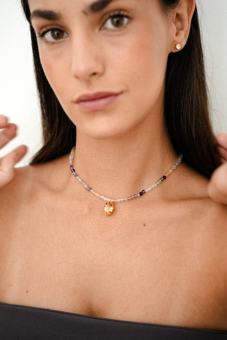 Collar Fluorita y Colgante Piedra Preciosa Citrino 12 x 8 en Oro 18K - MIMUKA