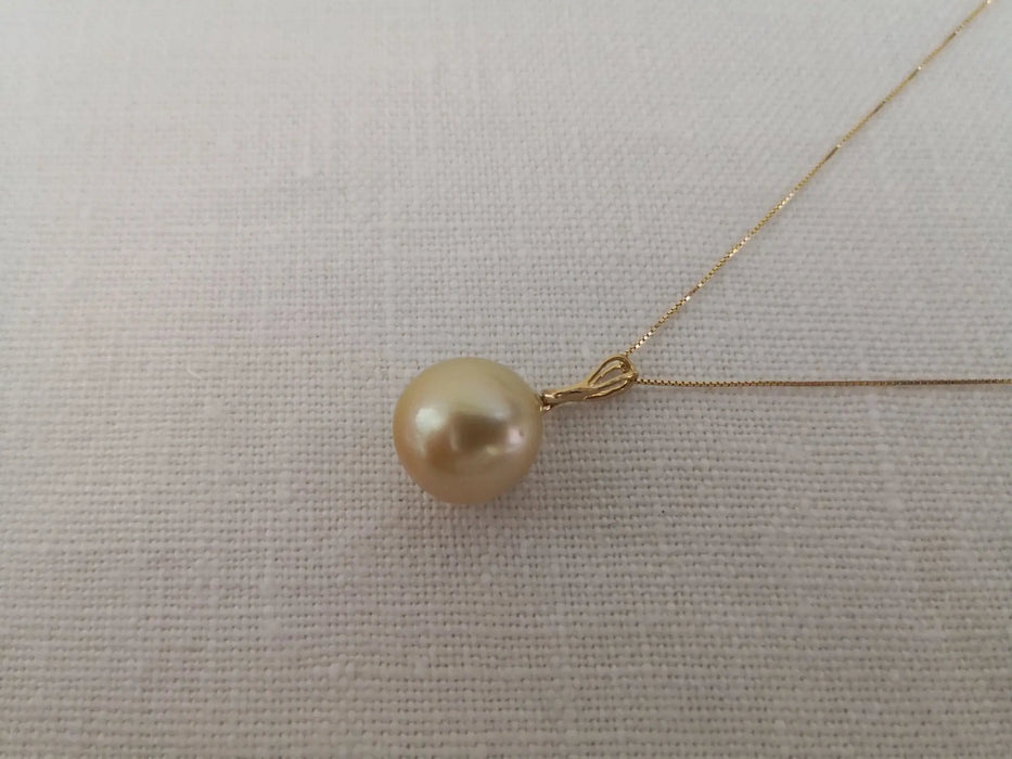Golen Color South Sea Pearl 13 mm 18 Karats Yellow Gold - Only at  The South Sea Pearl