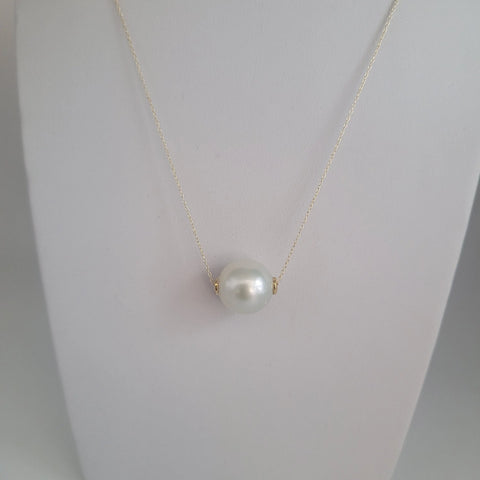 South Sea cultured pearl pendant 12mm in 18K Gold (Pinctada maxima) — The South Sea Pearl