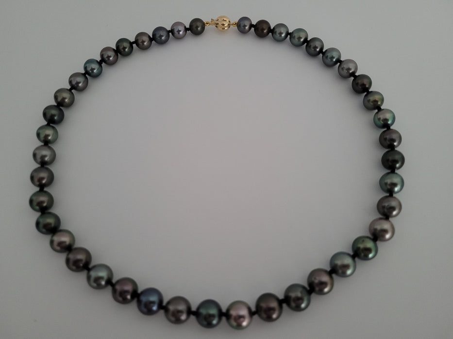 Tahiti Pearls 8-10 mm Natural Colors, 18 Karat Gold - Only at  The South Sea Pearl