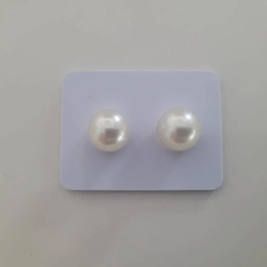 Loose White South Sea Pearls of Fine Quality and High Luster 9 mm -  The South Sea Pearl