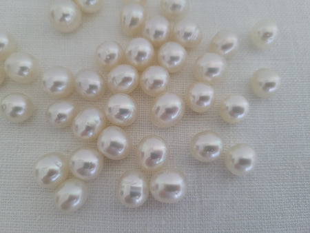 Wholesale Lot White South Sea Pearls 10-11 mm, 39 pcs of Very High Luster - Only at  The South Sea Pearl